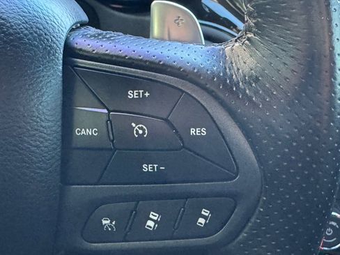 Used 2022 Dodge Durango R/T AWD/4WD image 18