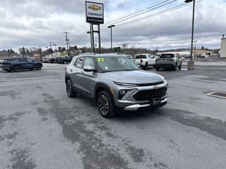 Used 2025 Chevrolet TrailBlazer LT video 1
