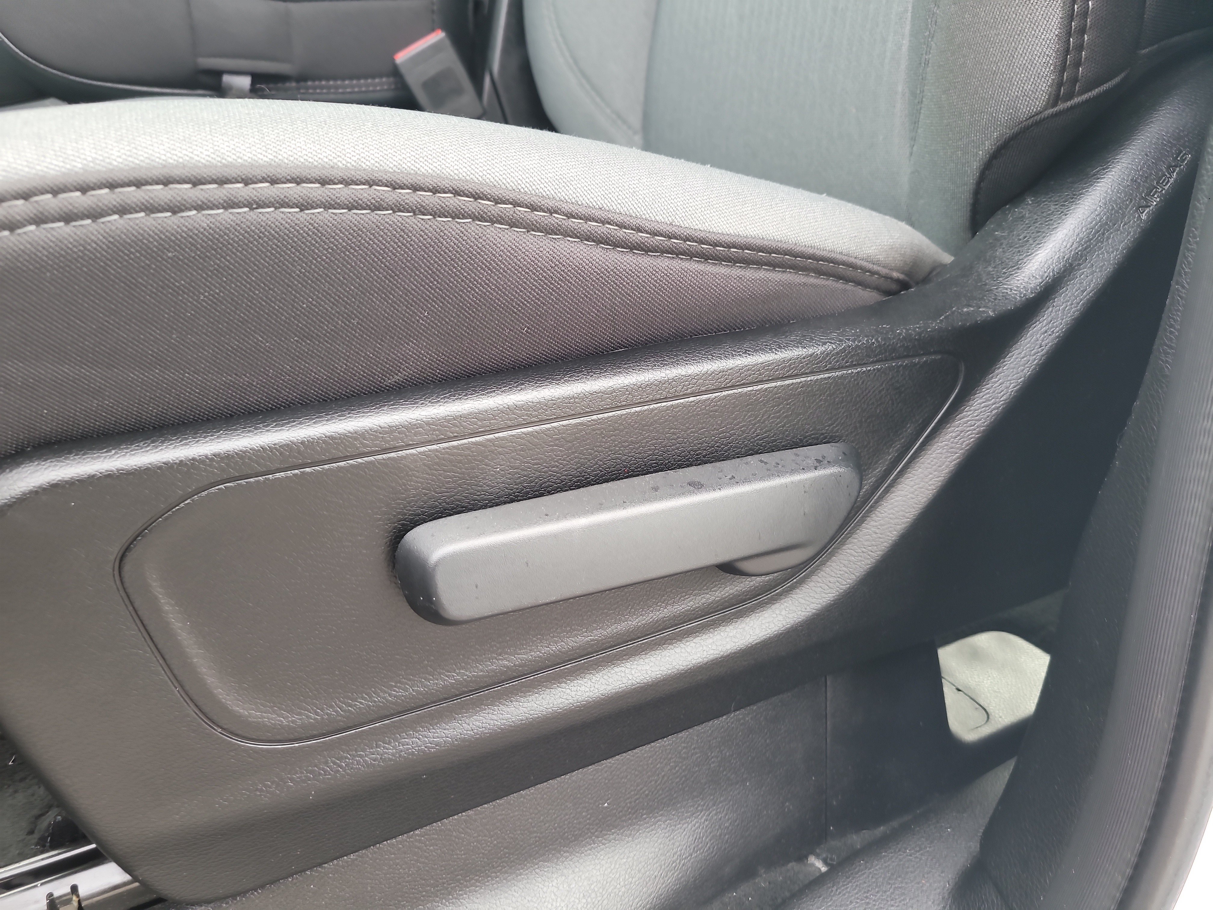 Used 2023 RAM 1500 Big Horn RWD image 19