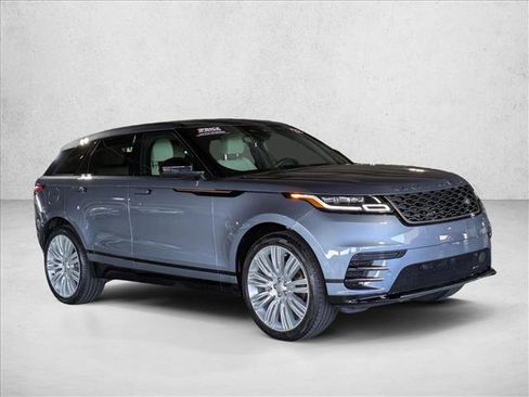 Used 2022 Land Rover Range Rover Velar R-Dynamic S image 3