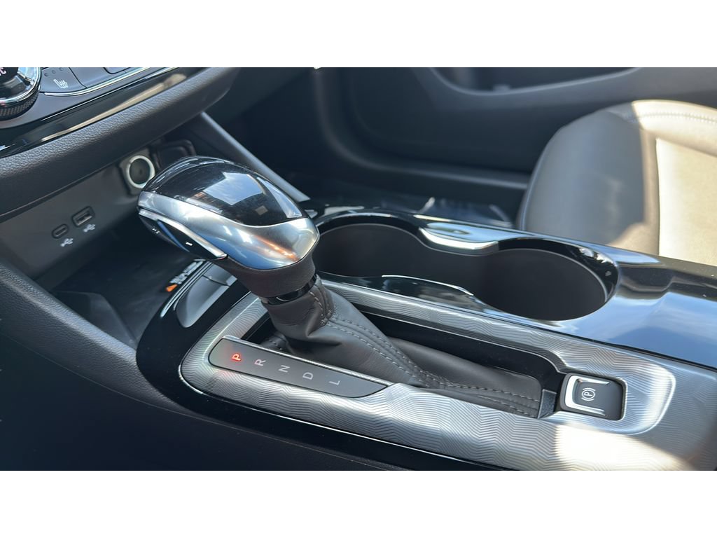 New 2026 Buick Envista Sport Touring w/ Convenience I Package FWD image 21