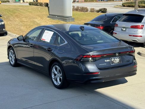 Used 2023 Honda Accord LX image 10