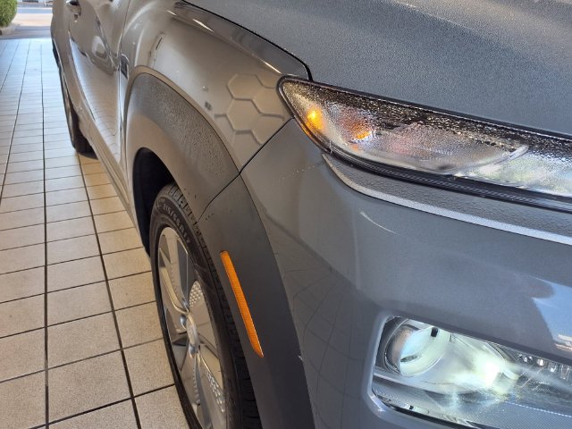 Used 2021 Hyundai Kona Ultimate FWD image 26