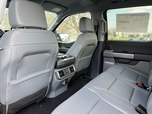 New 2025 Ford F150 Lightning Flash AWD/4WD image 37