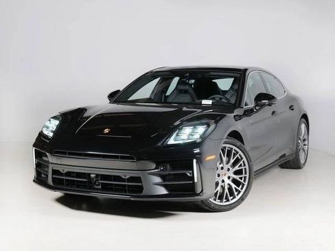 New 2026 Porsche Panamera 4 AWD/4WD image 1
