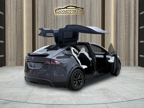 Used 2022 Tesla Model X Plaid AWD/4WD image 19