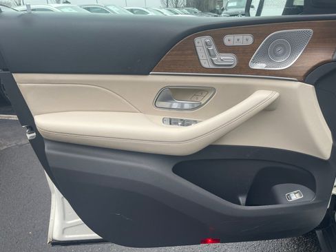 Certified 2020 Mercedes-Benz GLE 350 4MATIC image 4