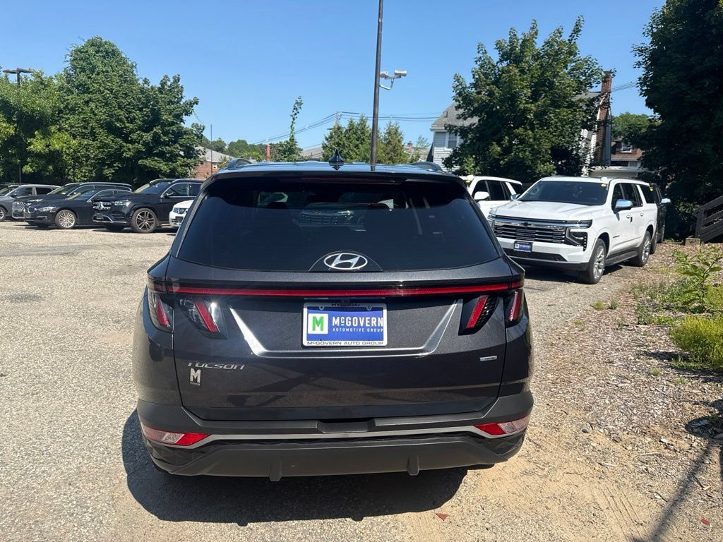 Certified 2023 Hyundai Tucson SEL AWD/4WD image 5