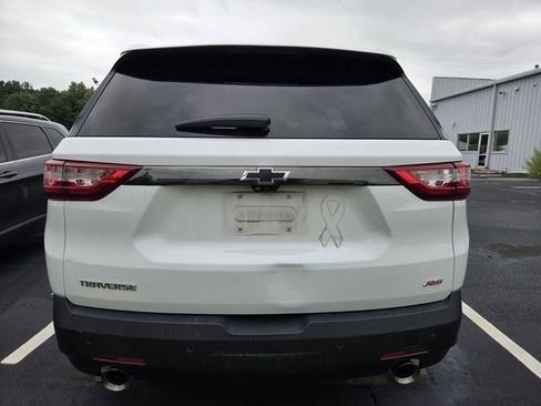 Used 2020 Chevrolet Traverse RS w/ LPO, Floor Liner Package FWD image 3