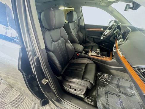 Used 2023 Audi Q5 2.0T Premium Plus w/ Premium Plus Package AWD/4WD image 30