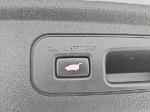 Used 2023 Honda Odyssey Touring image 14