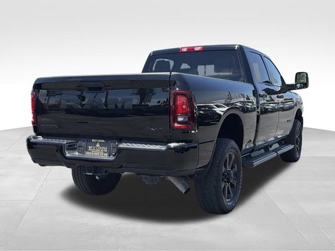 Used 2025 RAM 2500 Big Horn AWD/4WD image 10