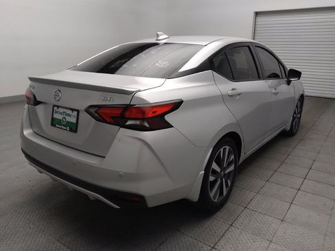 Used 2020 Nissan Versa SR FWD image 9