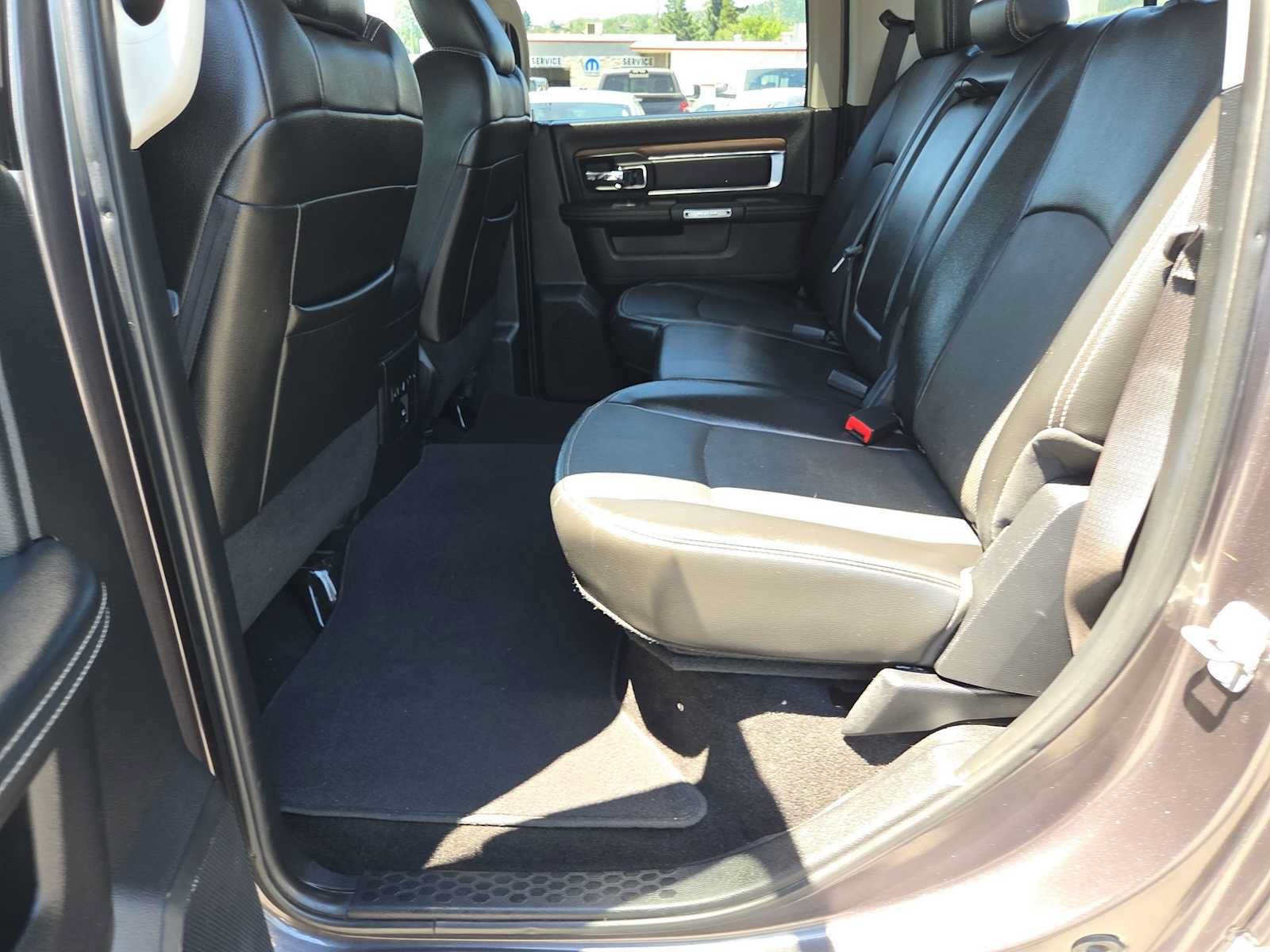 Used 2014 RAM 1500 Laramie AWD/4WD image 21