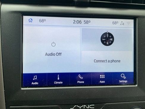 Used 2020 Ford Fusion SE image 13