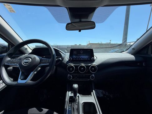 Used 2025 Nissan Sentra SV FWD image 31
