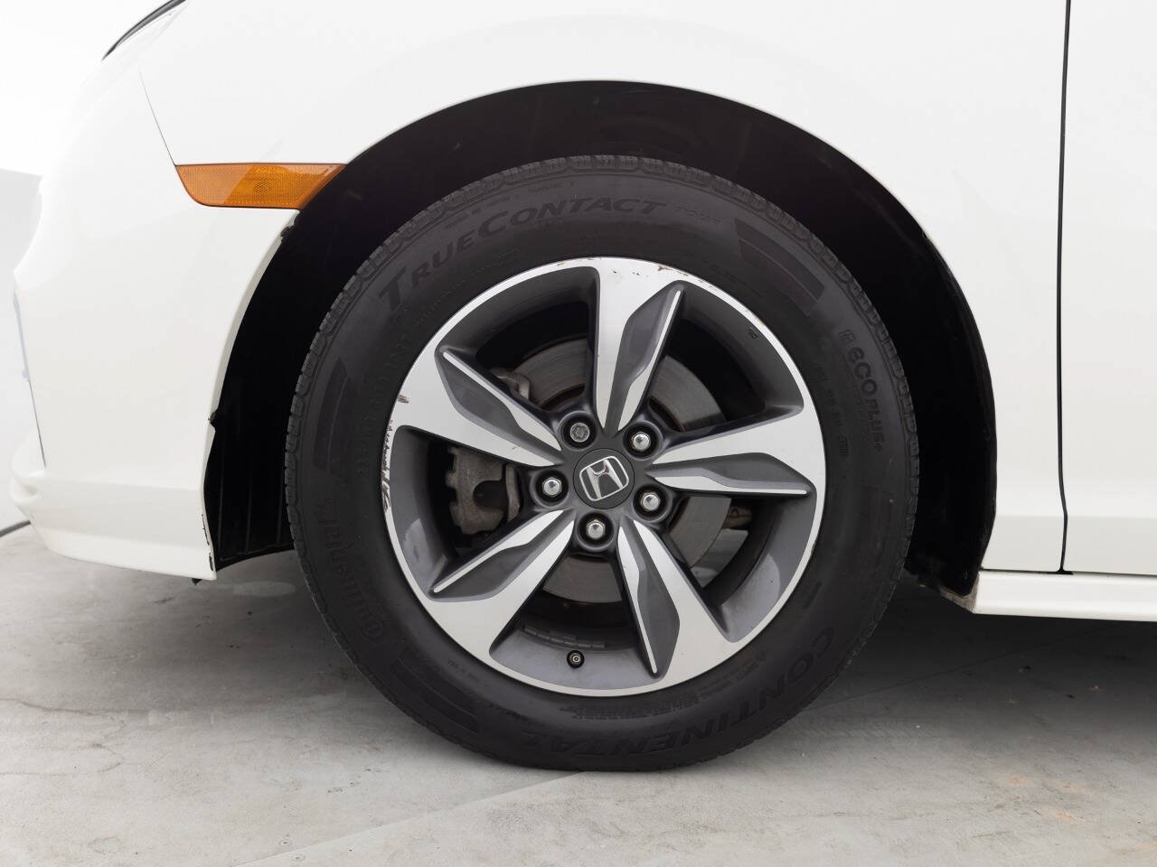 Used 2018 Honda Odyssey Touring image 17