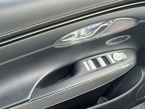 Used 2022 Genesis GV70 2.5T w/ Sport Prestige Package image 21