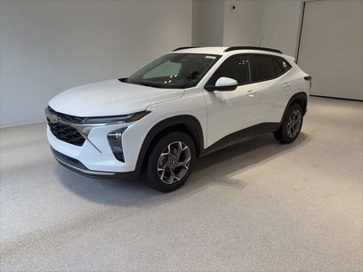 New 2026 Chevrolet Trax LT w/ Driver Confidence Package