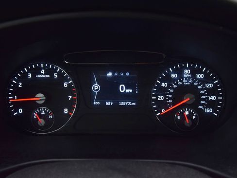 Used 2016 Kia Sorento LX image 15