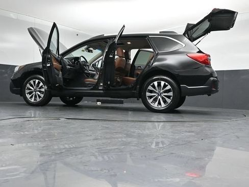 Used 2019 Subaru Outback 2.5i Touring w/ Popular Package #3A AWD/4WD image 58