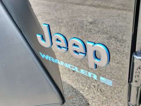 Used 2025 Jeep Wrangler Unlimited Sport S 4xe w/ Convenience Group AWD/4WD image 6