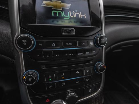 Used 2015 Chevrolet Malibu LT w/ Power Convenience Package FWD image 14