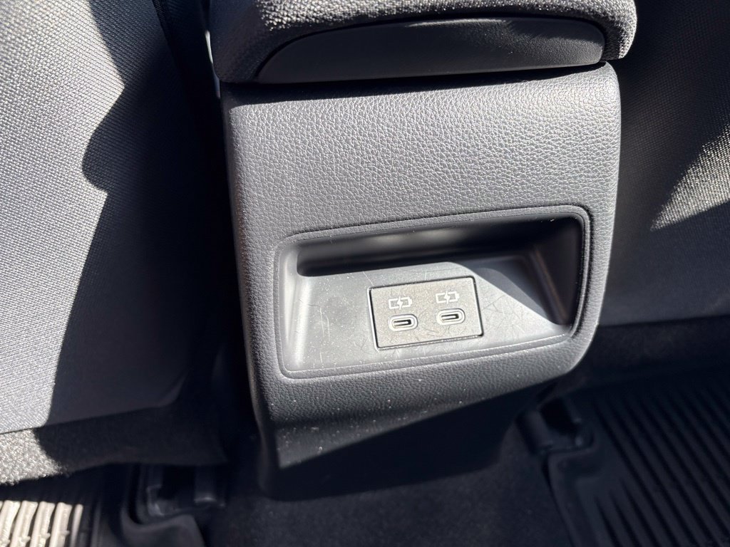 Used 2024 Toyota Corolla LE FWD image 21