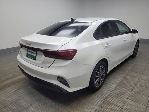 Used 2023 Kia Forte LXS image 9