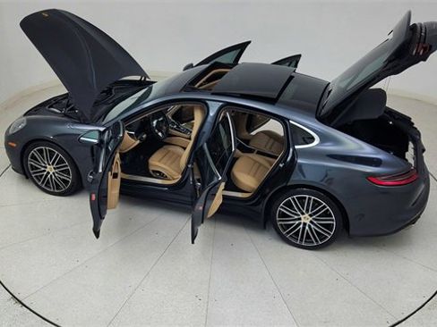 Used 2018 Porsche Panamera 4S image 83