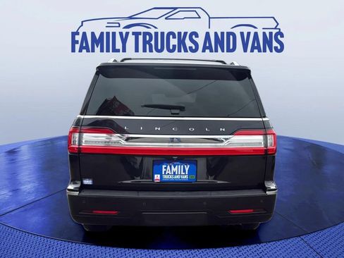 Used 2020 Lincoln Navigator Reserve AWD/4WD image 4
