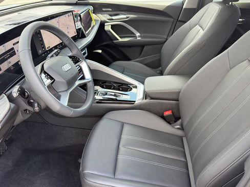 New 2026 Audi Q5 Premium Plus image 11
