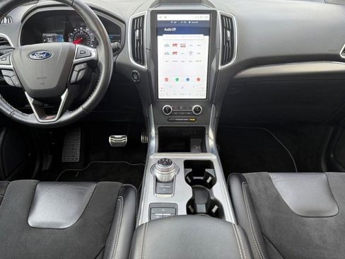 Certified 2022 Ford Edge ST w/ Equipment Group 401A image 10
