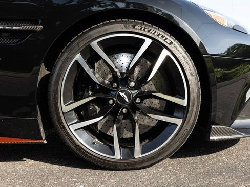 Used 2018 Aston Martin Vanquish S RWD image 55