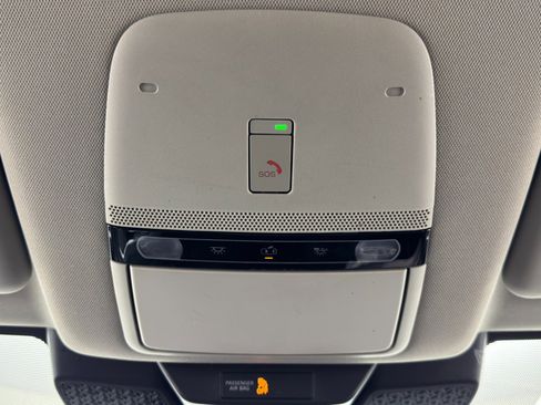 Used 2023 Nissan Ariya Venture+ image 30