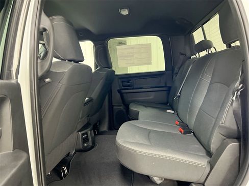 Used 2024 RAM 2500 Tradesman w/ Chrome Appearance Group image 22