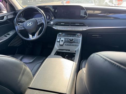 Used 2021 Hyundai Palisade Limited w/ Winter Package FWD image 5