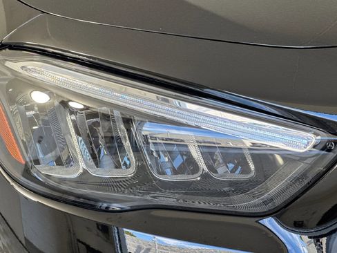 New 2025 Mercedes-Benz GLA 250 4MATIC image 10