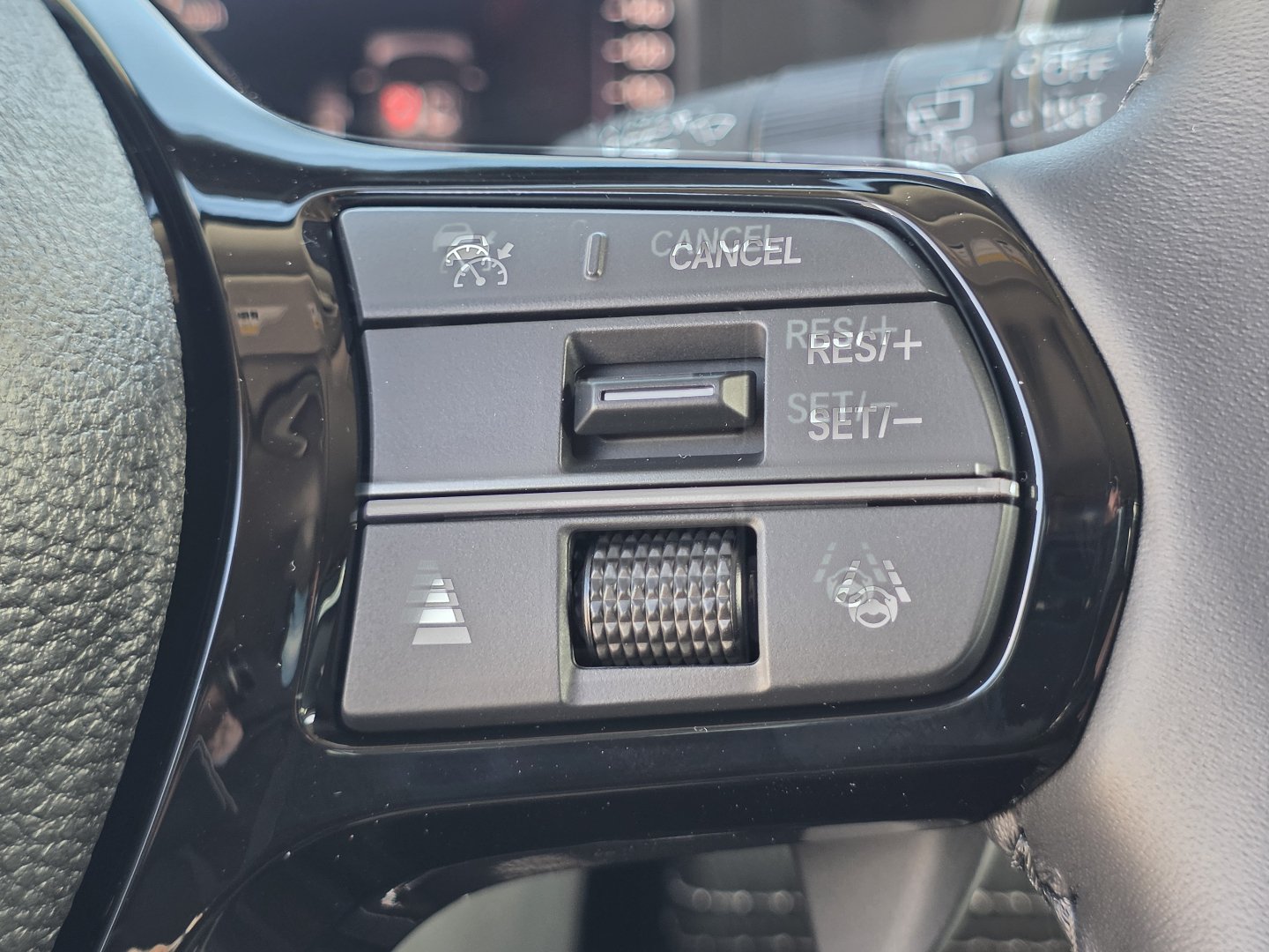 New 2026 Honda Pilot Touring image 29