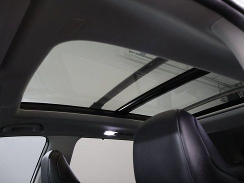 Certified 2025 Toyota Grand Highlander AWD Hybrid image 14