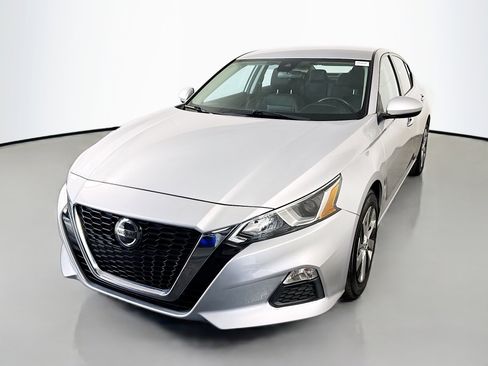 Used 2021 Nissan Altima 2.5 S image 4