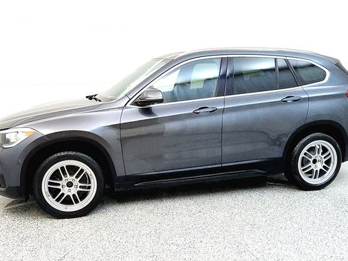 Used 2018 BMW X1 sDrive28i w/ Convenience Package FWD image 4