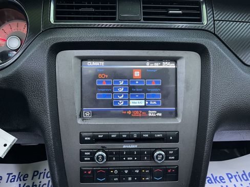 Used 2011 Ford Mustang GT Premium w/ Electronics Pkg RWD image 21