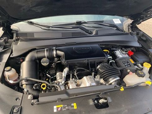 Used 2024 Jeep Compass Latitude image 32