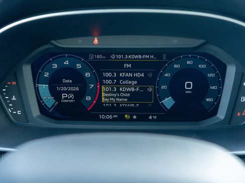 Used 2022 Audi Q3 2.0T Premium image 12