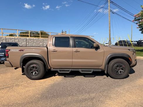 Used 2023 Nissan Frontier PRO-4X w/ Pro-4X Premium Package AWD/4WD image 5