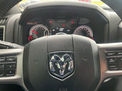 Used 2022 RAM 1500 Classic Warlock image 30