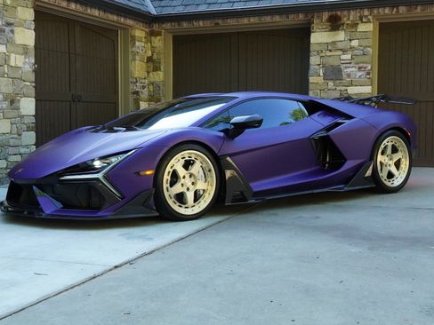 Used 2024 Lamborghini Revuelto AWD/4WD image 4