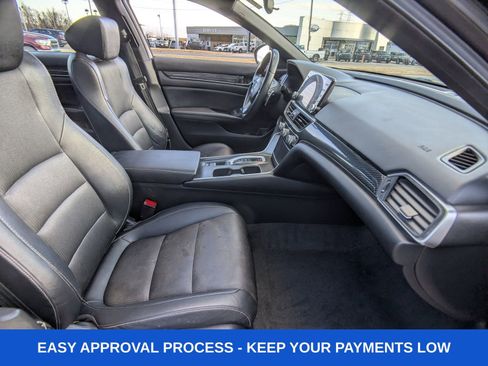 Used 2019 Honda Accord Sport image 14