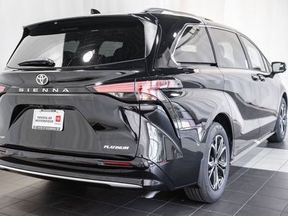 New 2026 Toyota Sienna Platinum